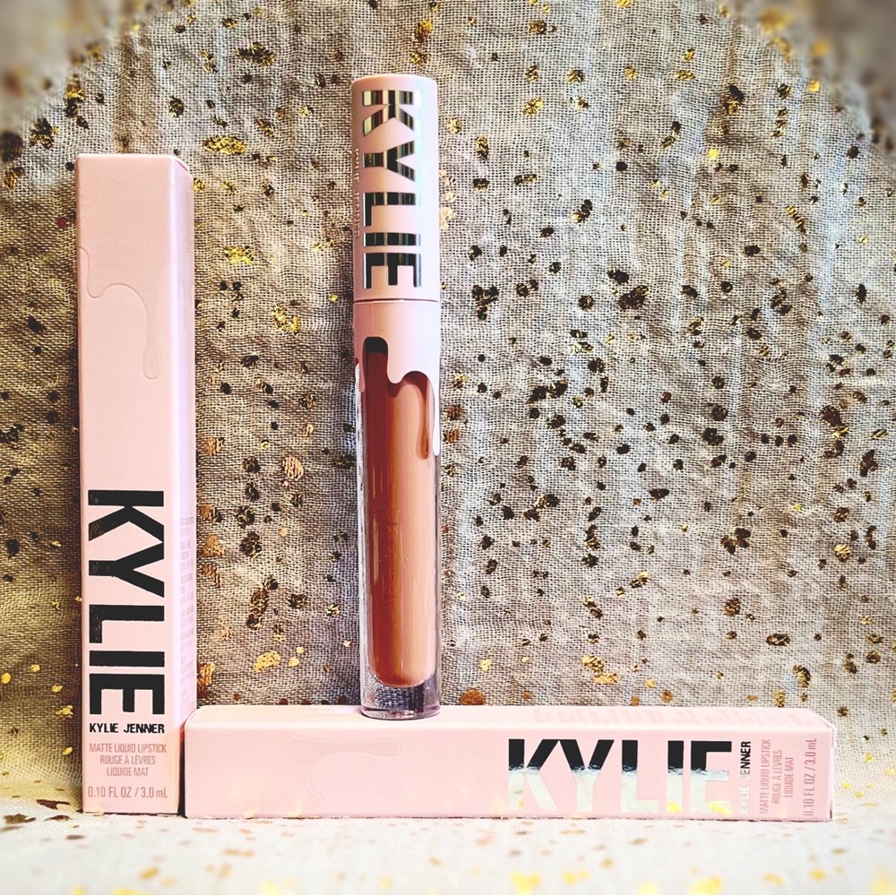 2x~KYLIE~Kylie Jenner~Matte Liquid Lipstick in 707 Khlo$ Matte~